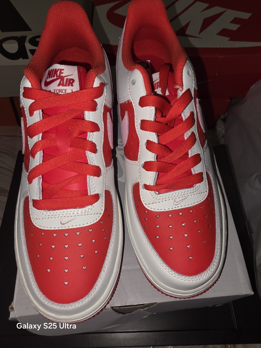Air Force One BG. Valentine 2025. New In Box. 6Youth/7.5W